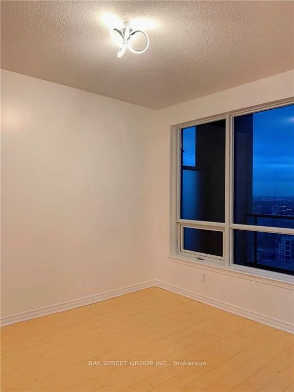 388, Prince Of Wales, City Centre, Mississauga