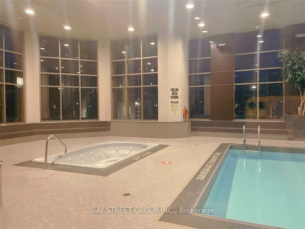 388, Prince Of Wales, City Centre, Mississauga