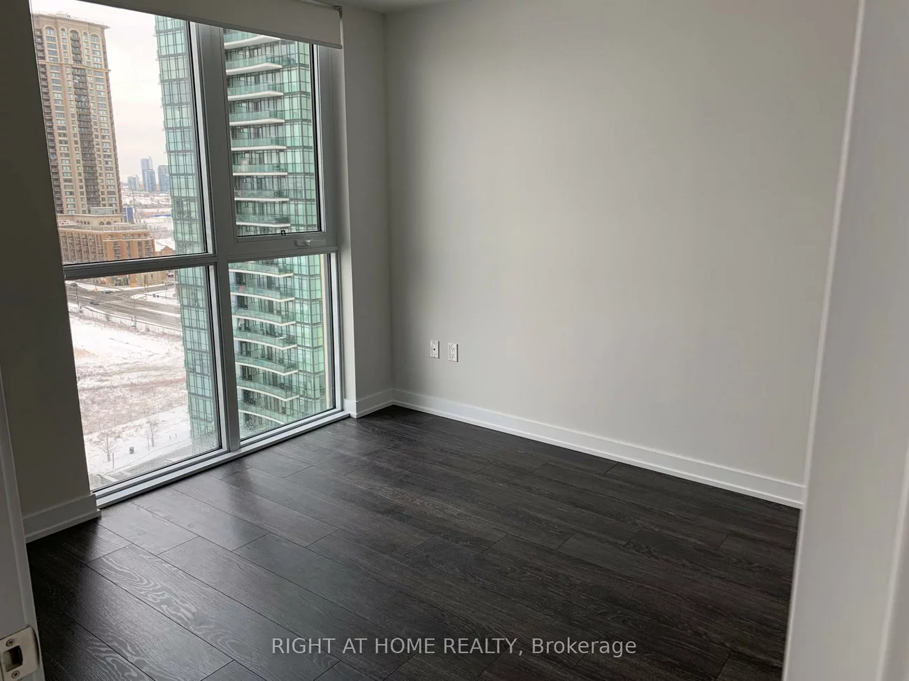 4055, Parkside Village, Creditview, Mississauga