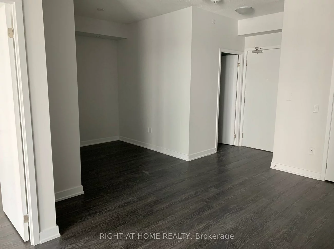 4055, Parkside Village, Creditview, Mississauga