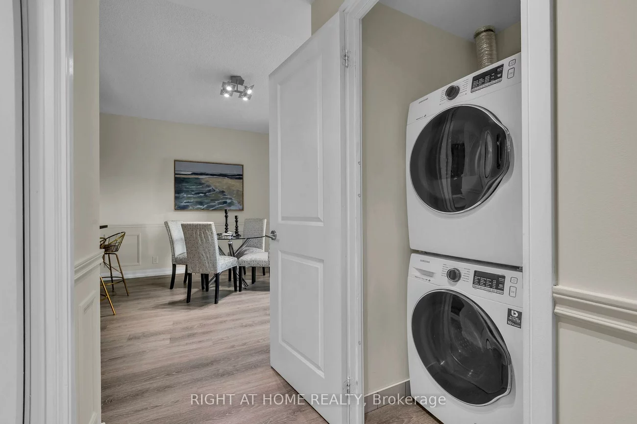 60, Absolute, City Centre, Mississauga