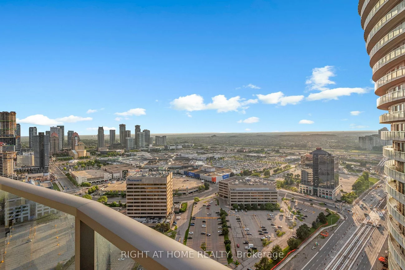 60, Absolute, City Centre, Mississauga