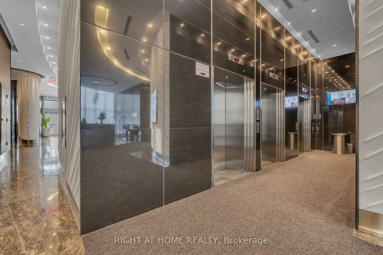 60, Absolute, City Centre, Mississauga