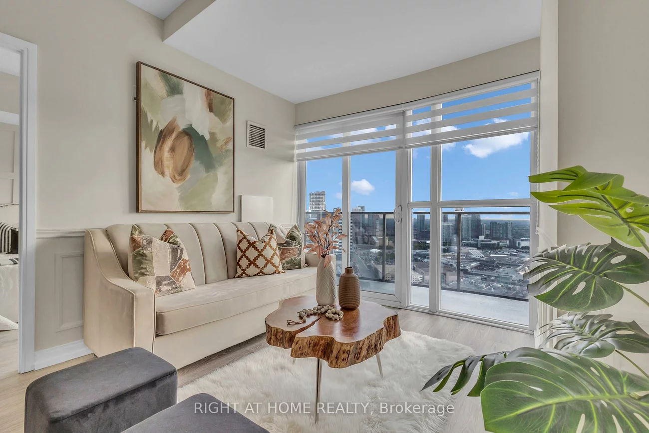 60, Absolute, City Centre, Mississauga