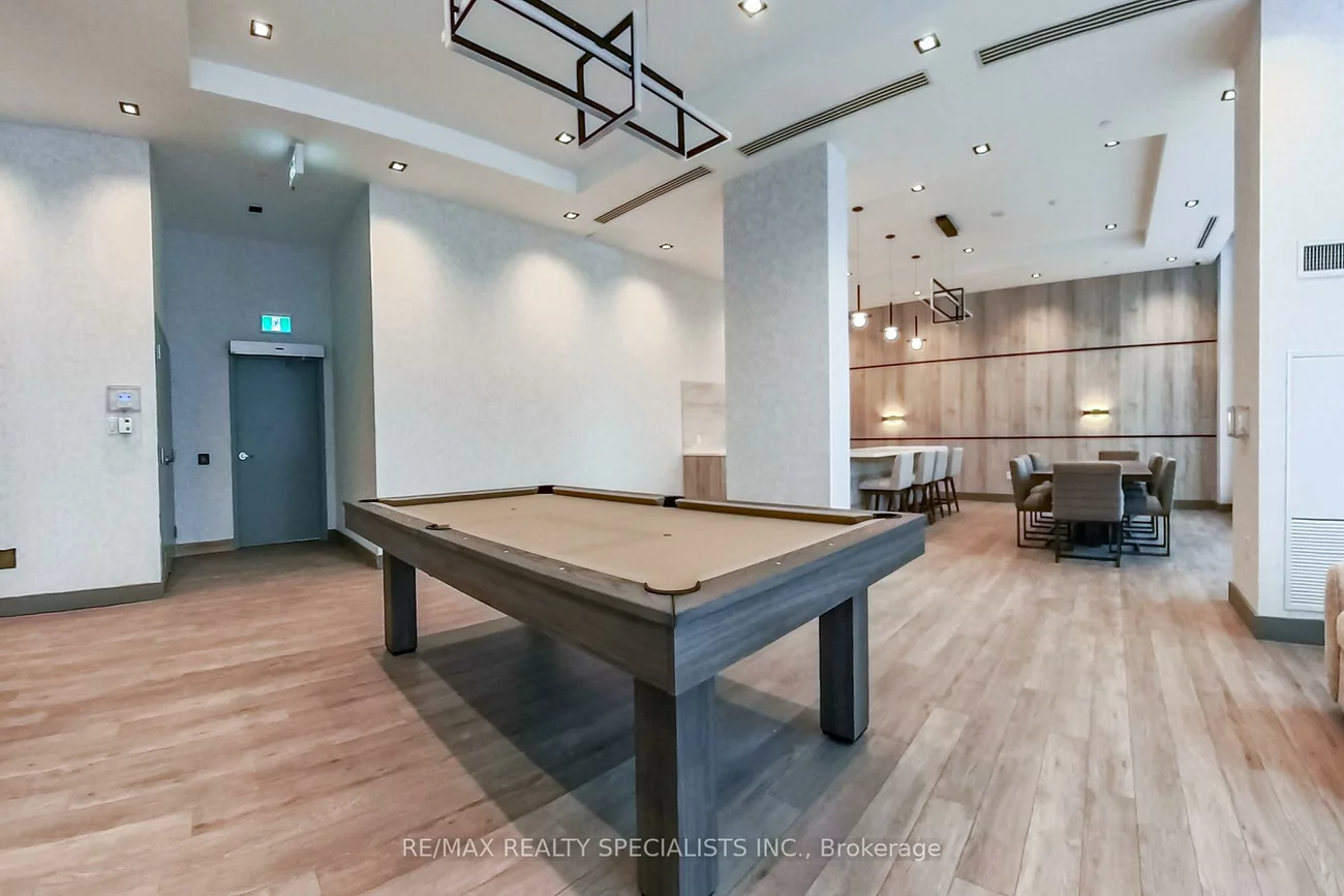 15, Watergarden, Hurontario, Mississauga