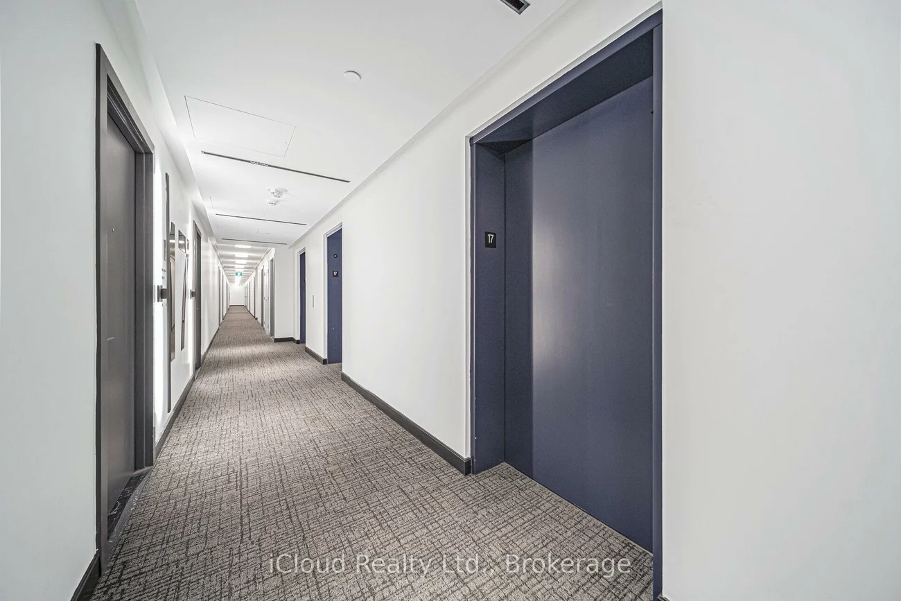 86, Dundas, Cooksville, Mississauga