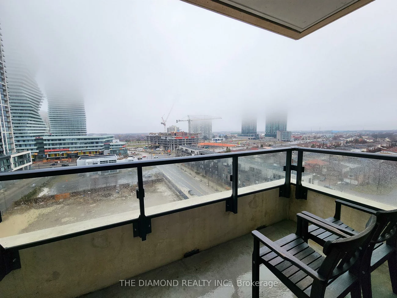 4055, Parkside Village, Creditview, Mississauga