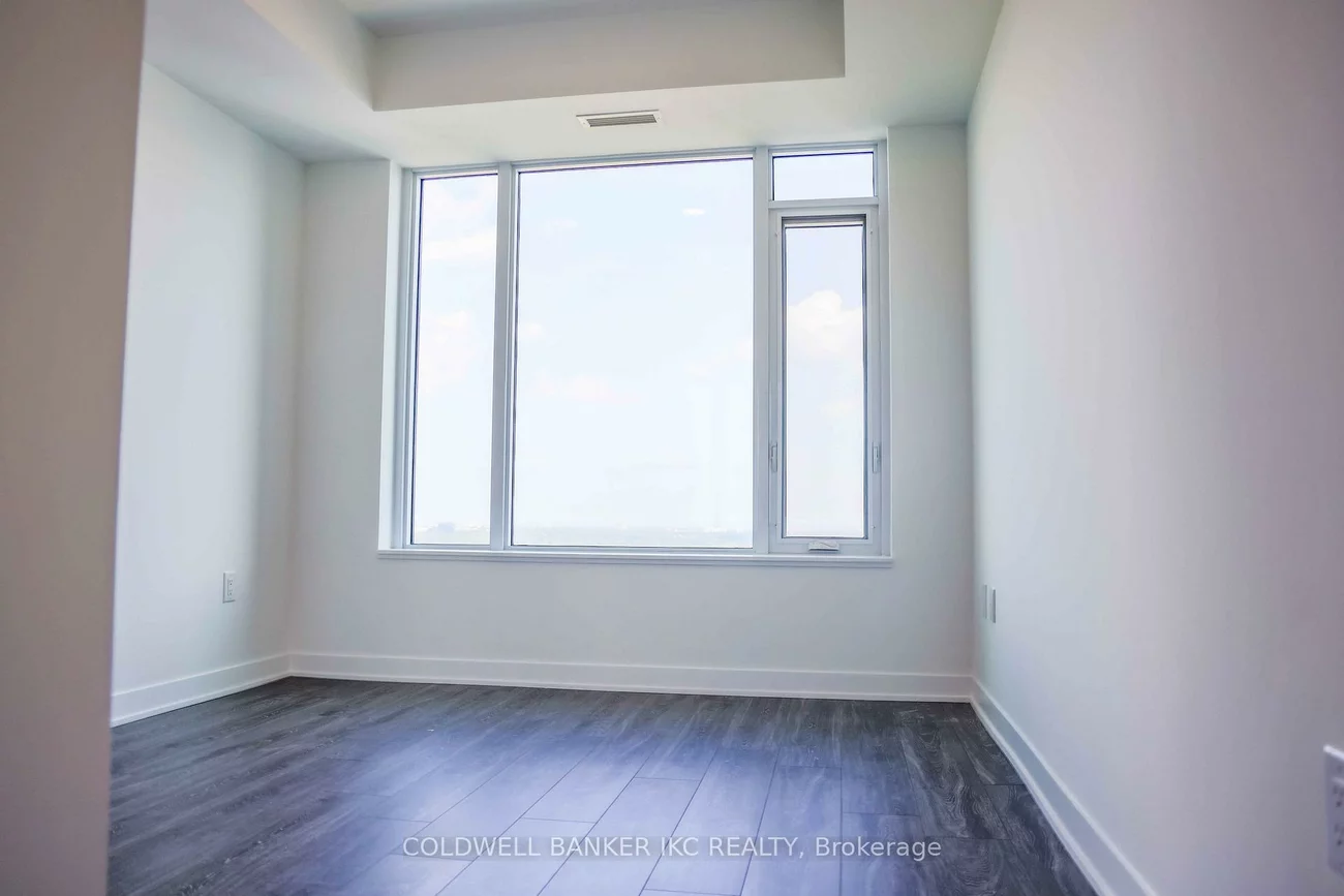 2495, Eglinton, Central Erin Mills, Mississauga