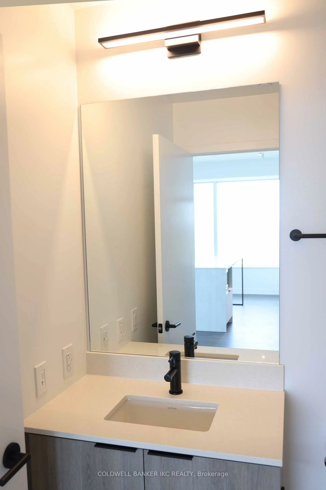 2495, Eglinton, Central Erin Mills, Mississauga