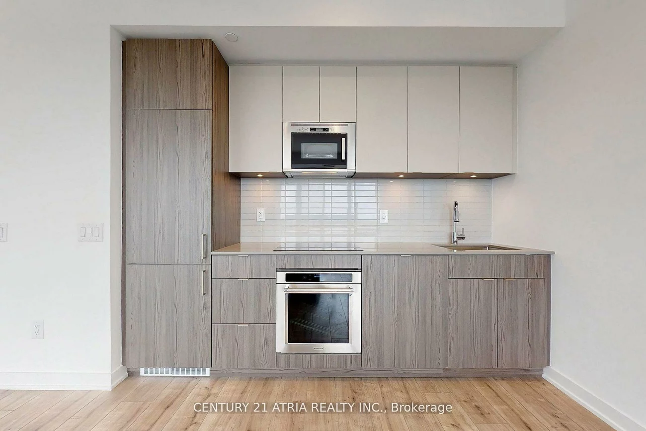 220, Missinnihe, Port Credit, Mississauga