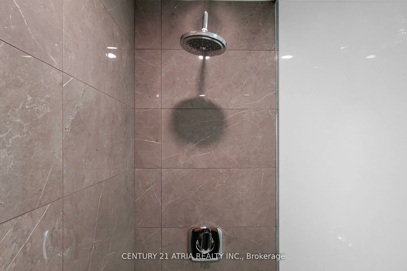 220, Missinnihe, Port Credit, Mississauga