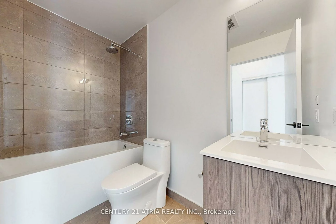 220, Missinnihe, Port Credit, Mississauga