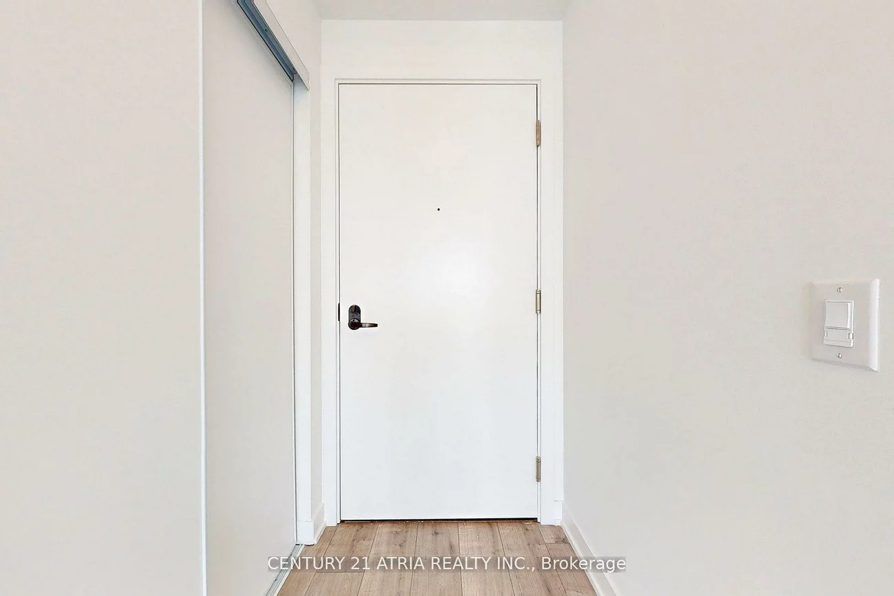 220, Missinnihe, Port Credit, Mississauga