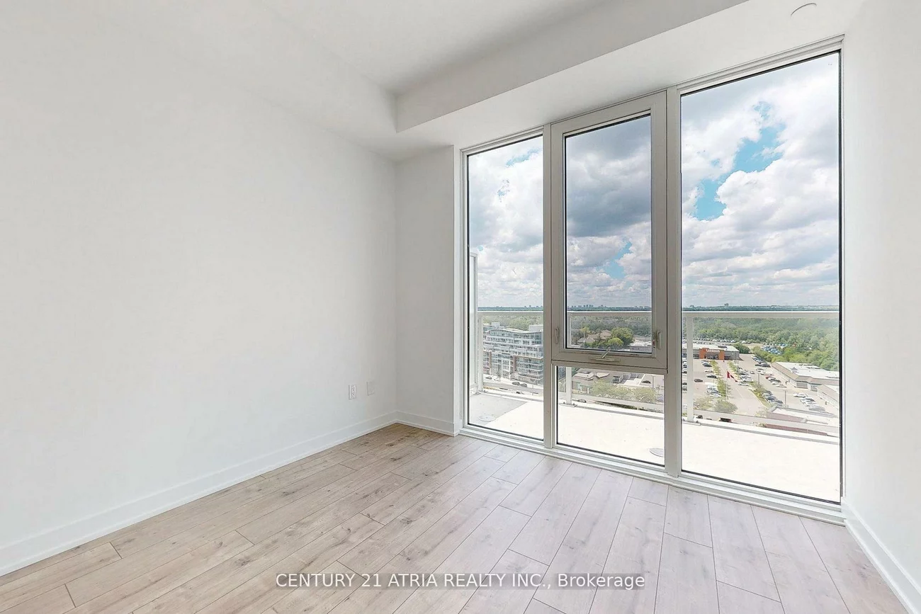 220, Missinnihe, Port Credit, Mississauga