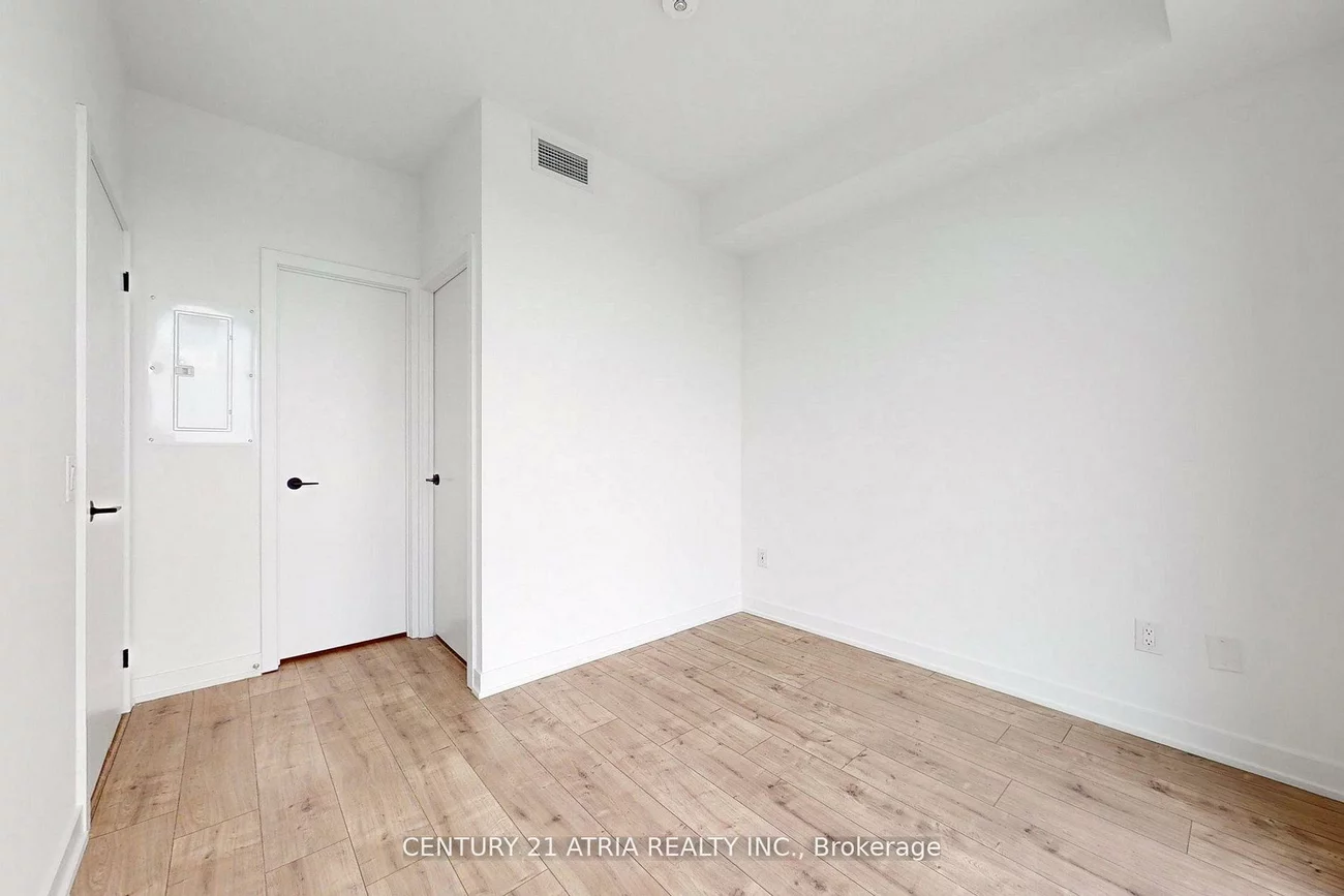 220, Missinnihe, Port Credit, Mississauga