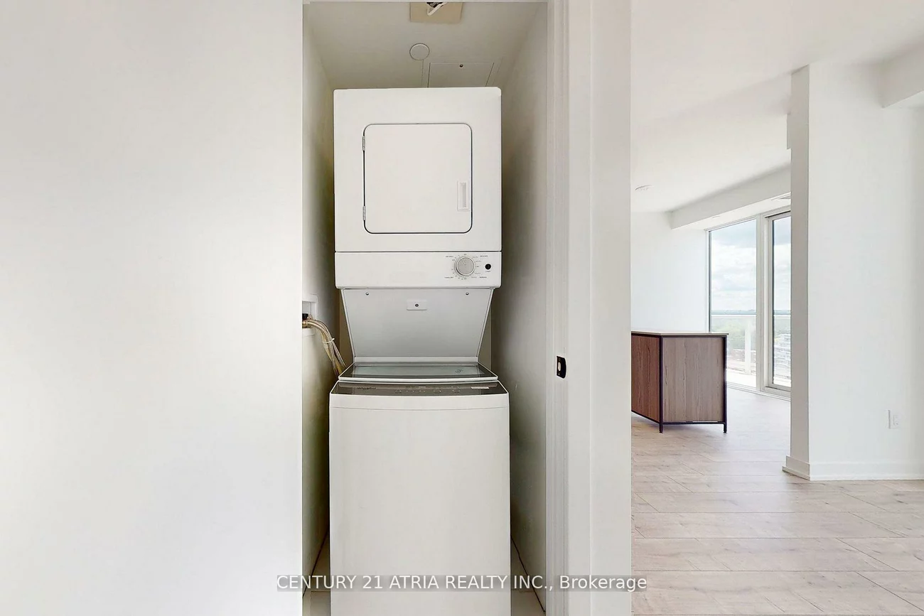 220, Missinnihe, Port Credit, Mississauga