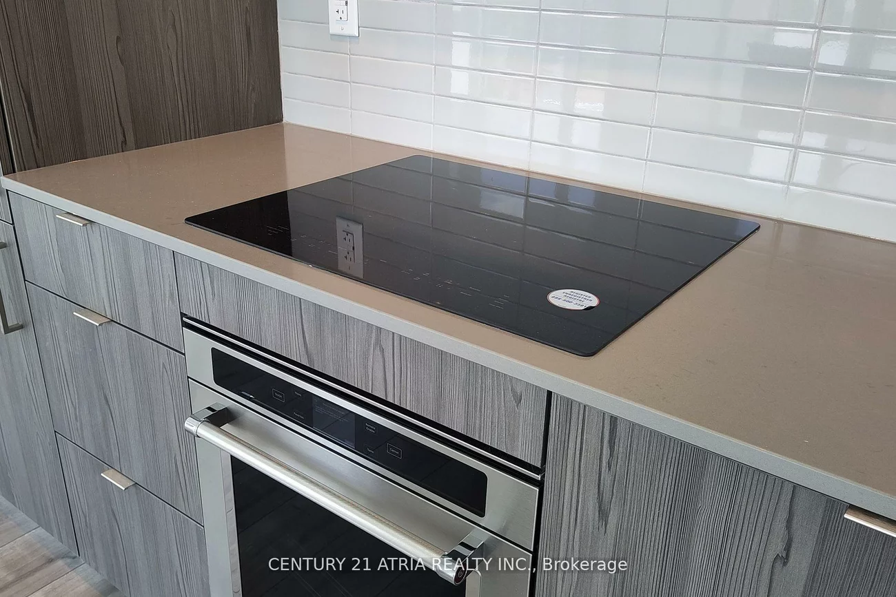 220, Missinnihe, Port Credit, Mississauga