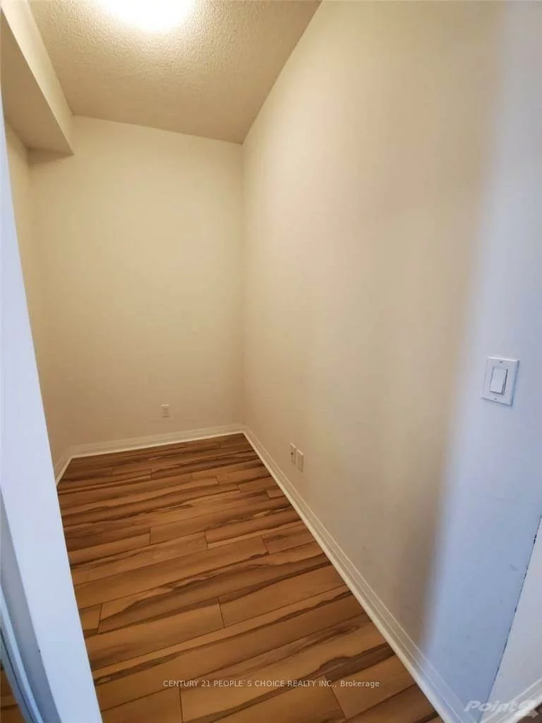 75, Eglinton, Hurontario, Mississauga