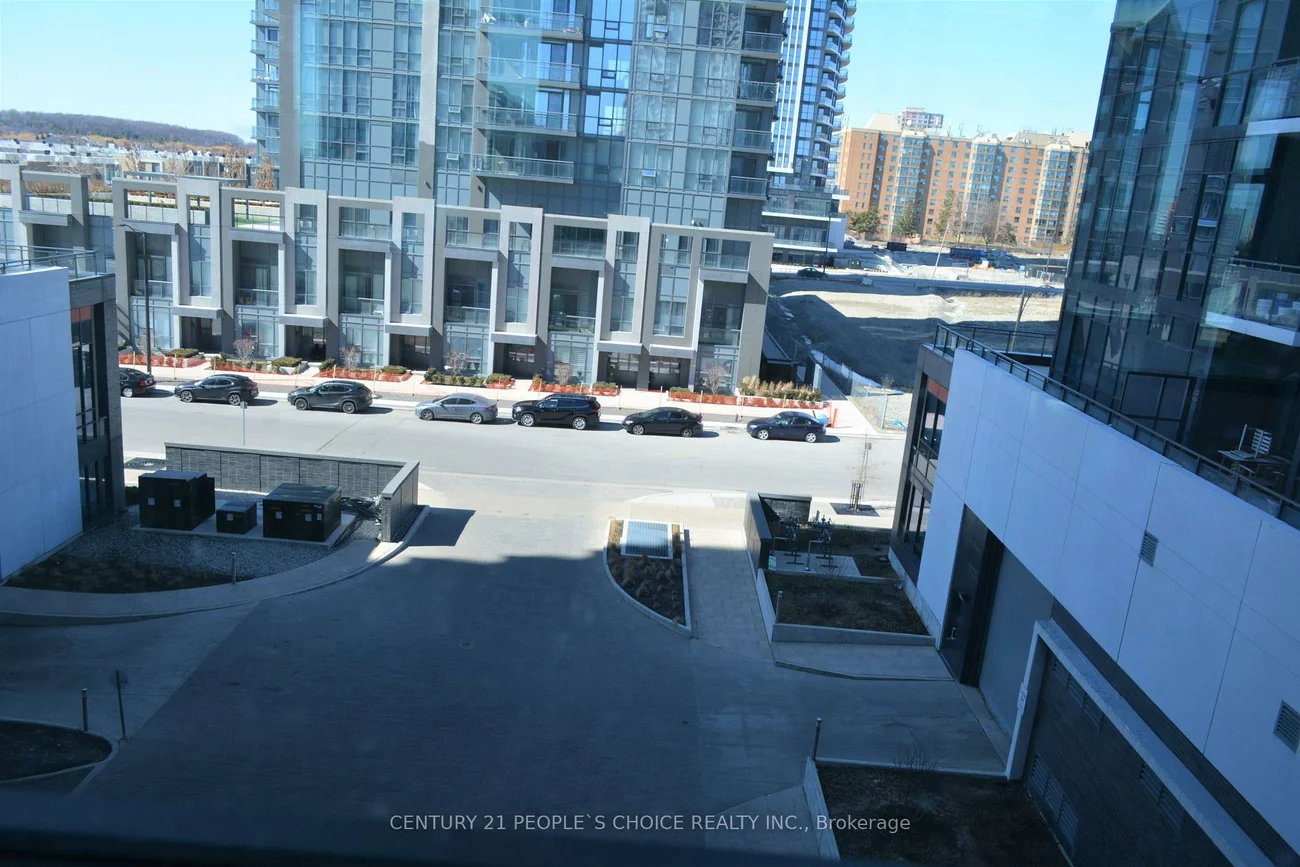 75, Eglinton, Hurontario, Mississauga