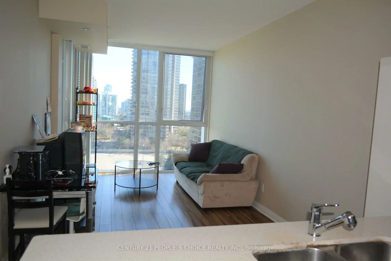 75, Eglinton, Hurontario, Mississauga