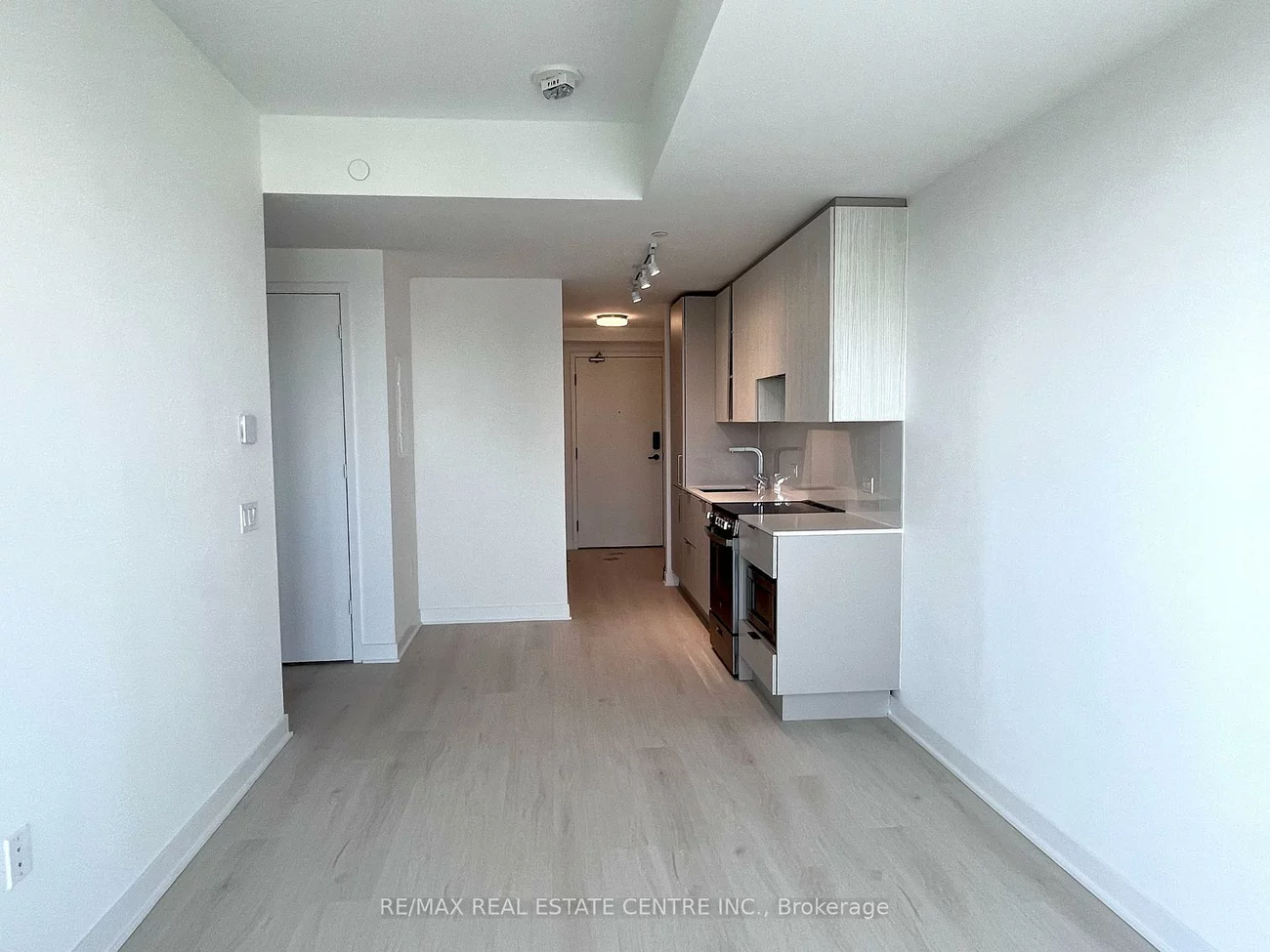 3900, confederation, City Centre, Mississauga