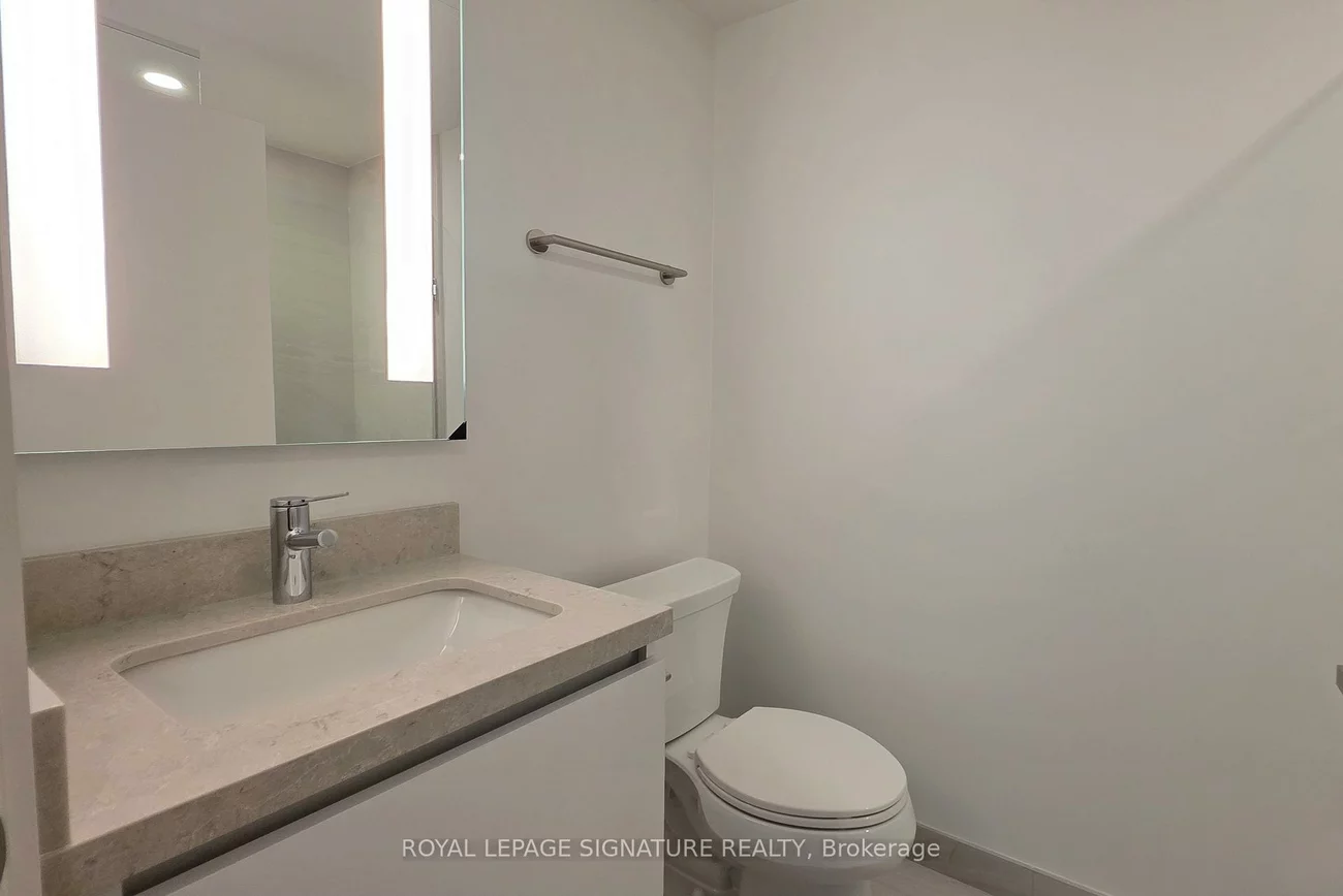 4015, The Exchange, City Centre, Mississauga