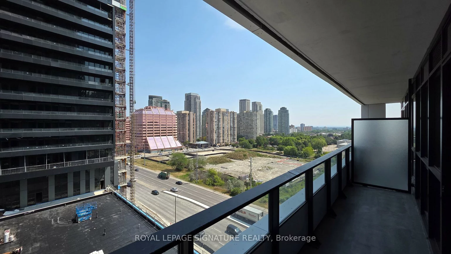 4015, The Exchange, City Centre, Mississauga