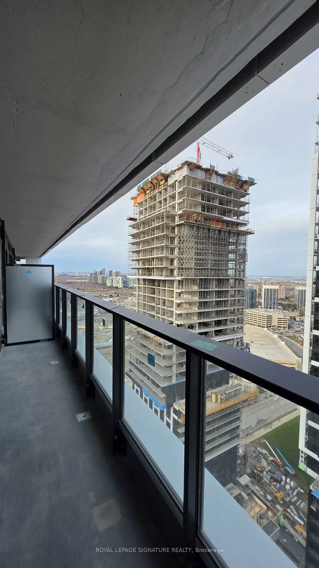 4015, The Exchange, City Centre, Mississauga