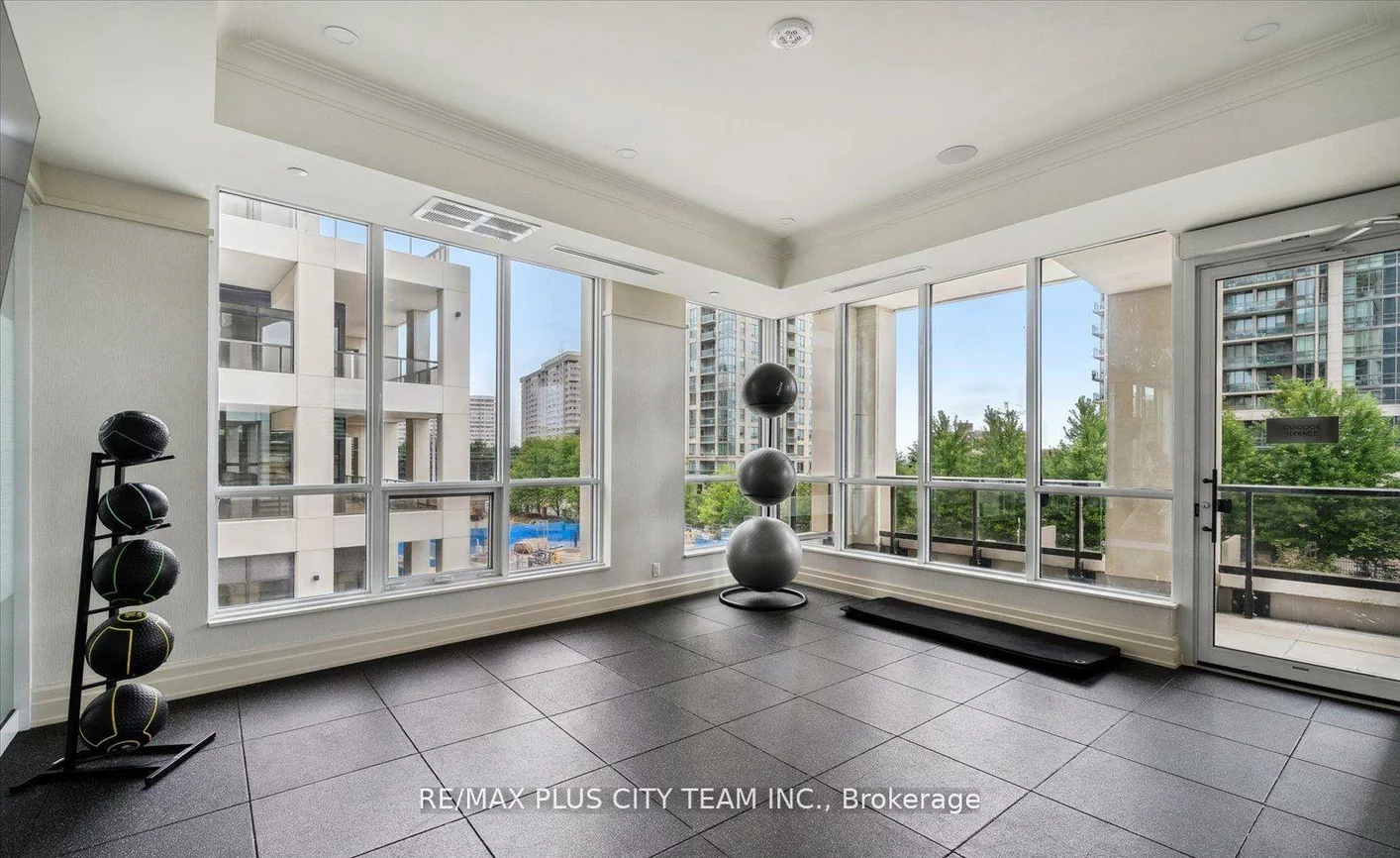 36, Elm, Fairview, Mississauga