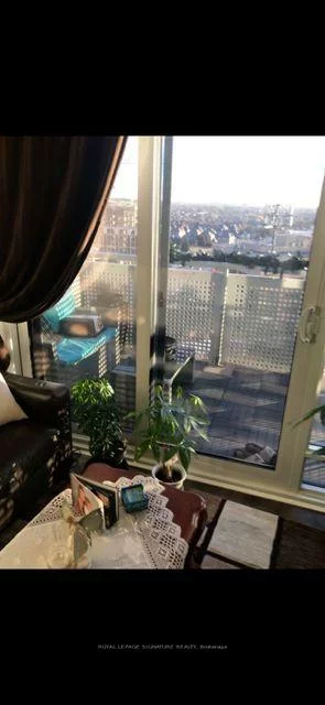 2520, Eglinton, Central Erin Mills, Mississauga