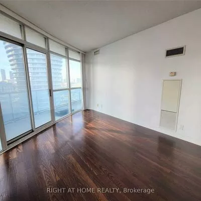 80, Absolute, City Centre, Mississauga