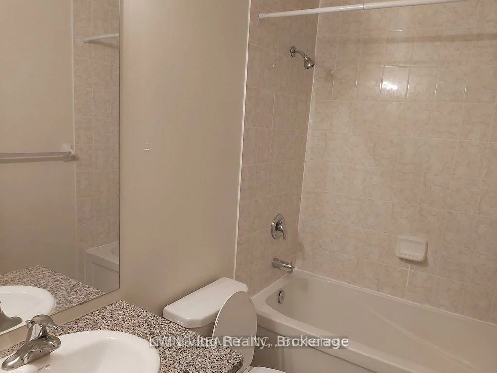 339, Rathburn, City Centre, Mississauga