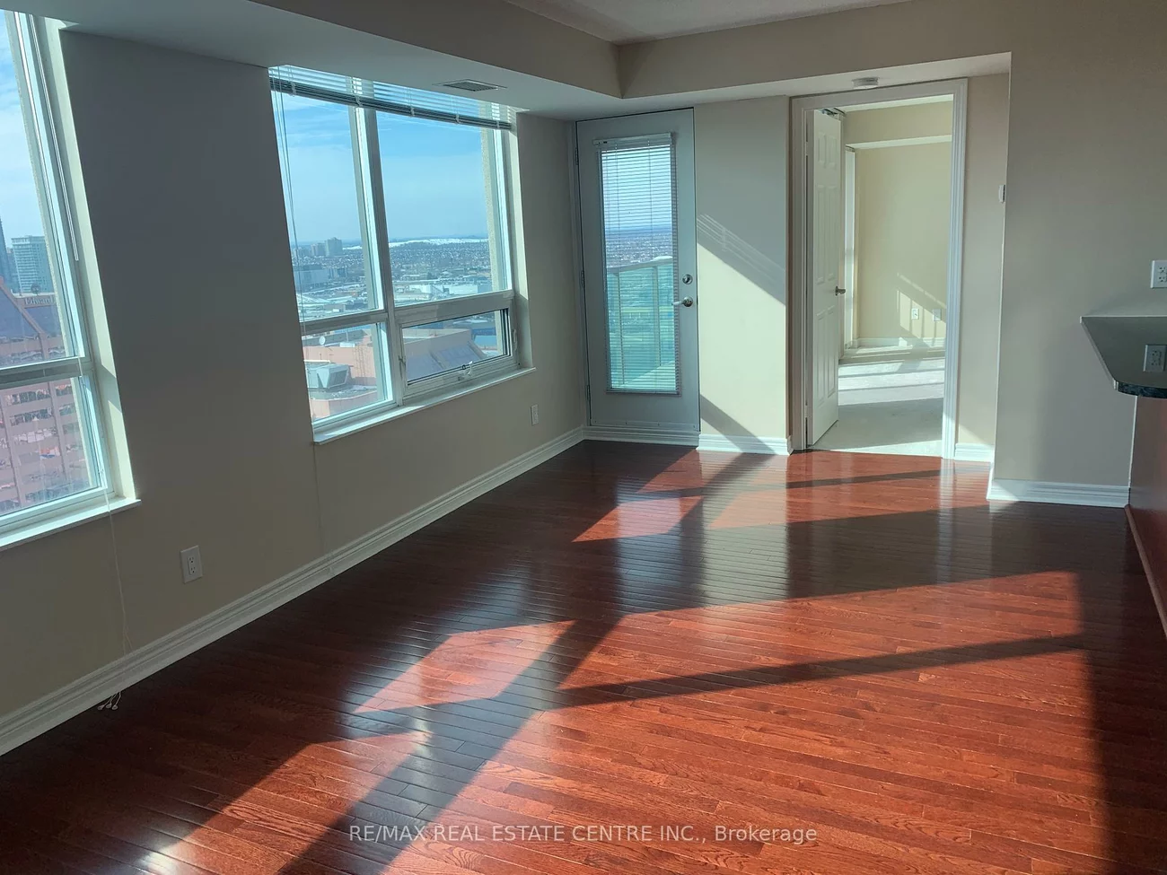 208, Enfield, City Centre, Mississauga