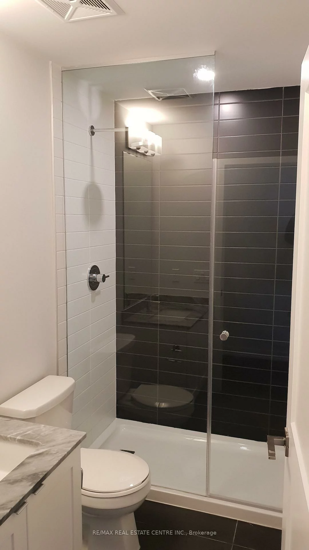 4055, Parkside Village, City Centre, Mississauga