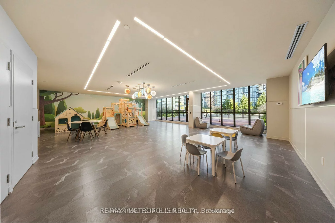 4055, Parkside Village, City Centre, Mississauga