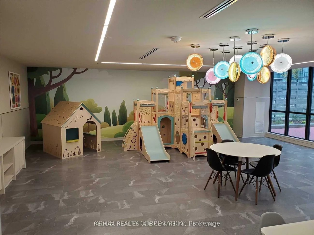 4055, Parkside Village, City Centre, Mississauga