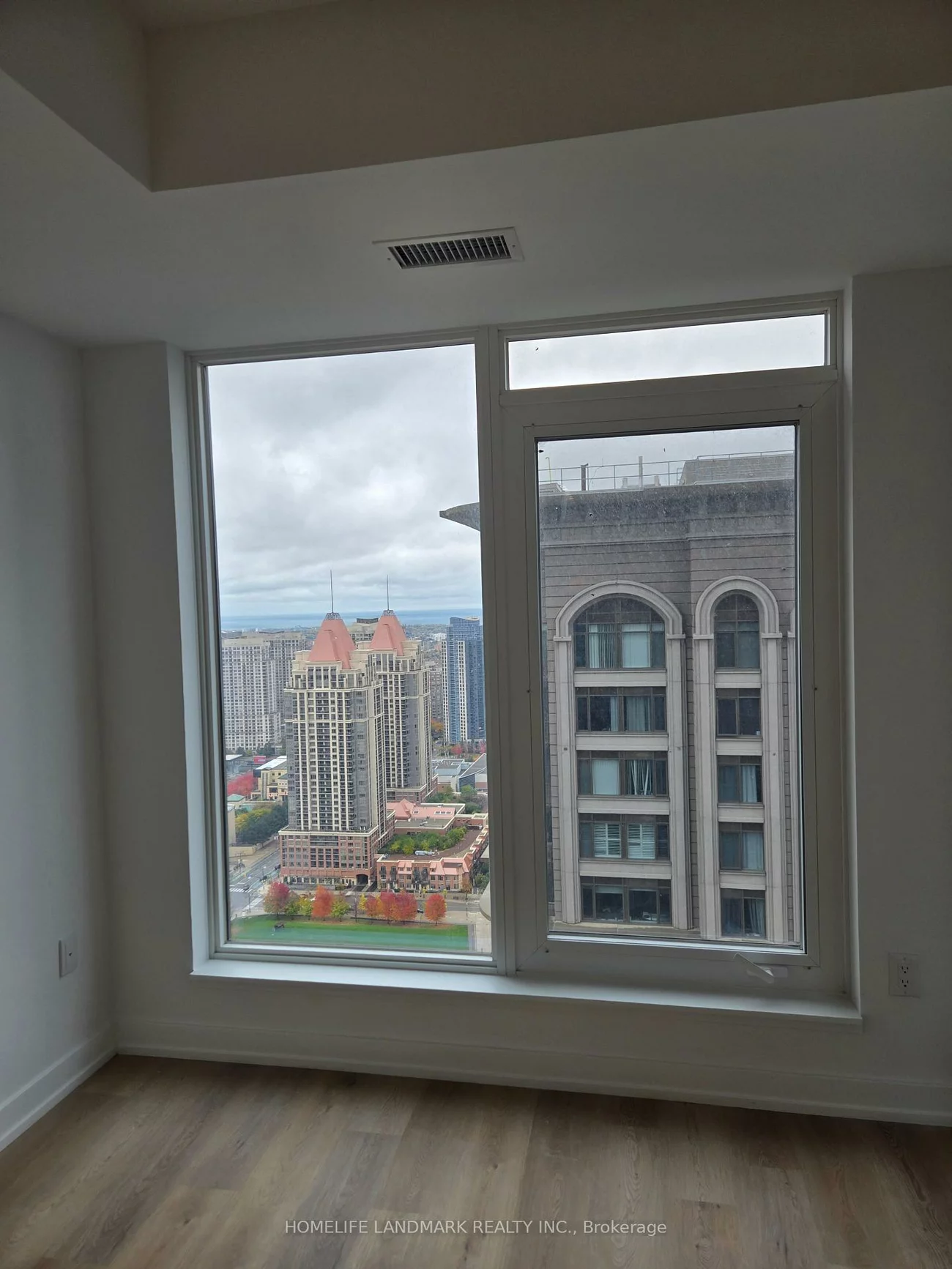 395, Square One, City Centre, Mississauga