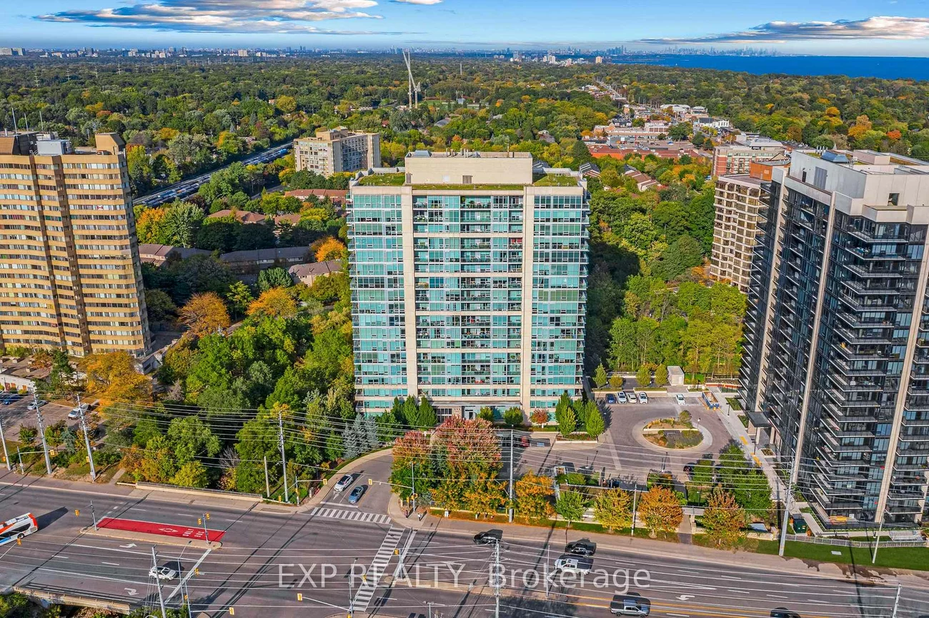 1055, Southdown, Clarkson, Mississauga