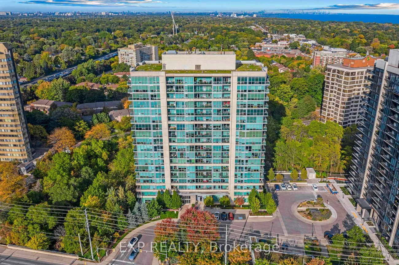 1055, Southdown, Clarkson, Mississauga