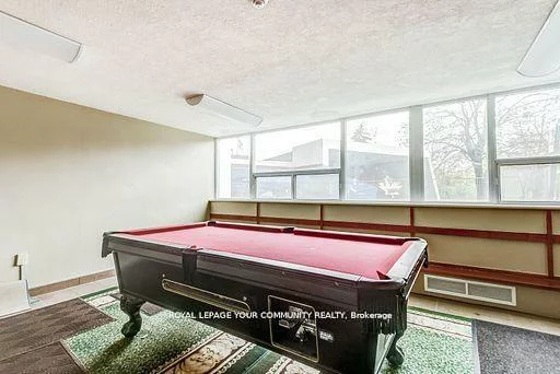 530, Lolita, Mississauga Valleys, Mississauga