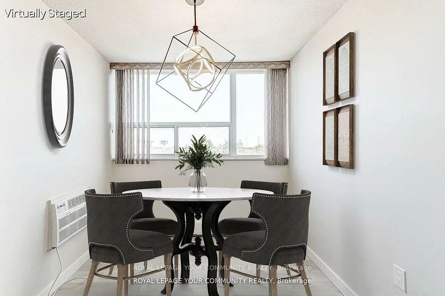 530, Lolita, Mississauga Valleys, Mississauga