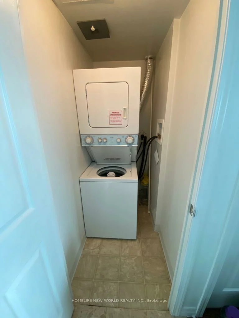 208, Enfield, City Centre, Mississauga