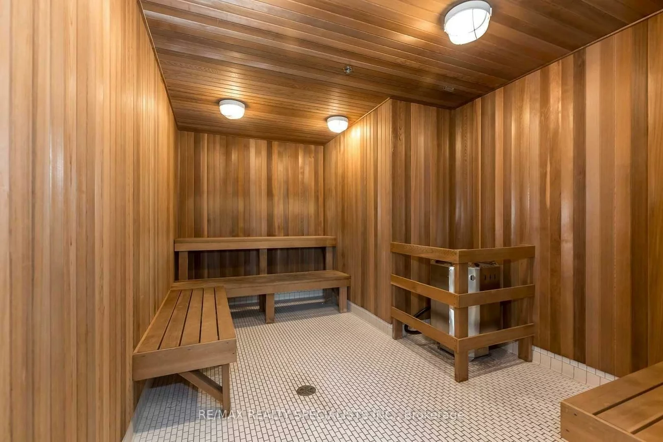 225, WEBB, City Centre, Mississauga