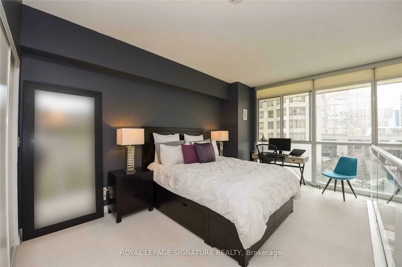 225, Webb, City Centre, Mississauga