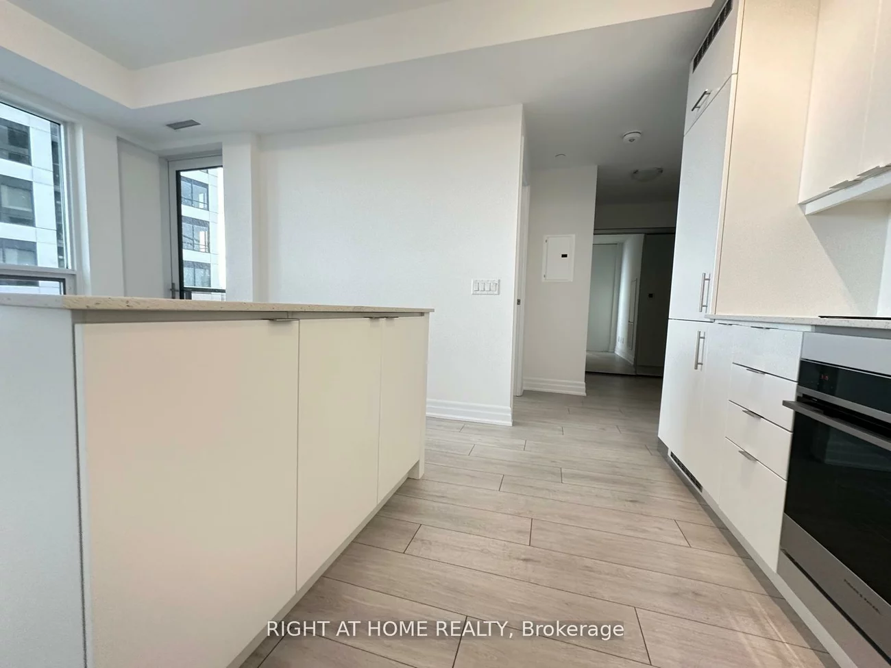 30, Elm, Fairview, Mississauga