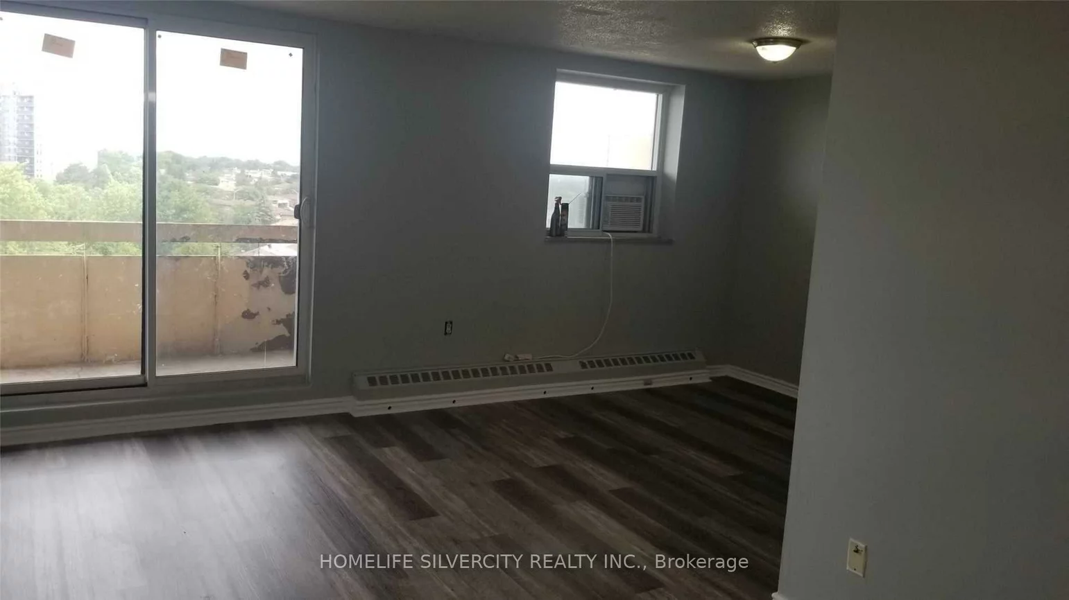 3577, Derry, Malton, Mississauga