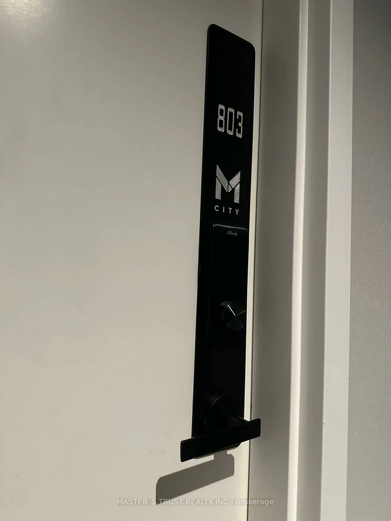 3883, Quartz, City Centre, Mississauga