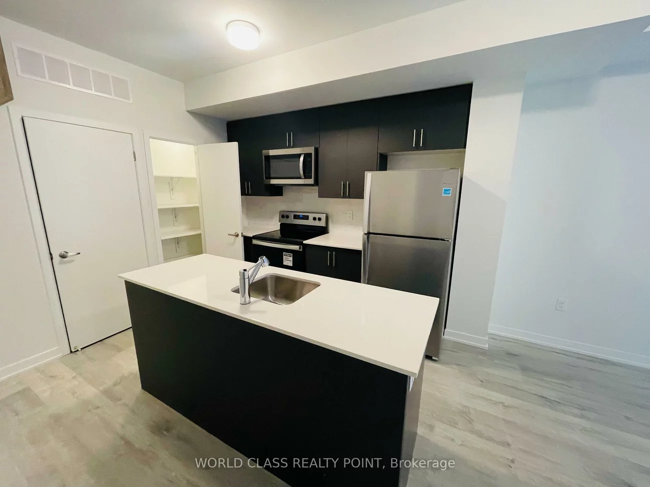 3425, Ridgeway, Erin Mills, Mississauga