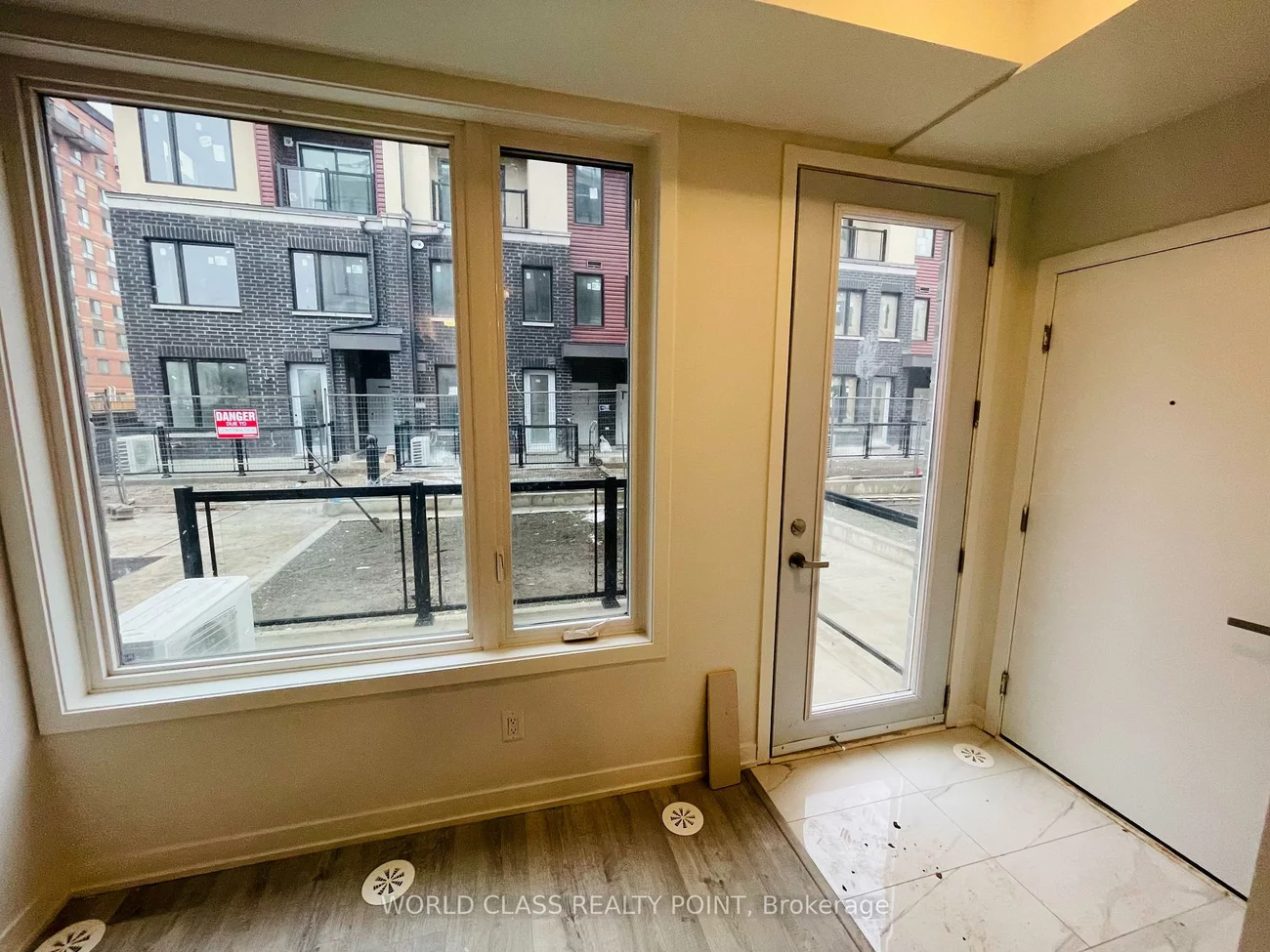 3425, Ridgeway, Erin Mills, Mississauga