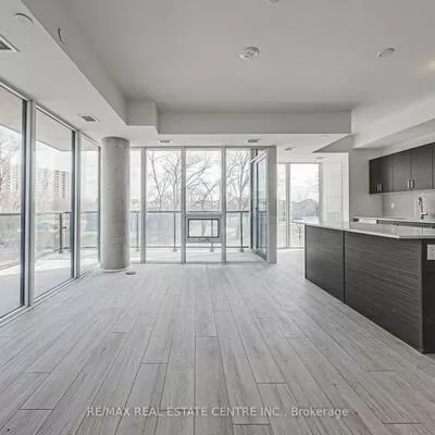 1035, Southdown, Clarkson, Mississauga